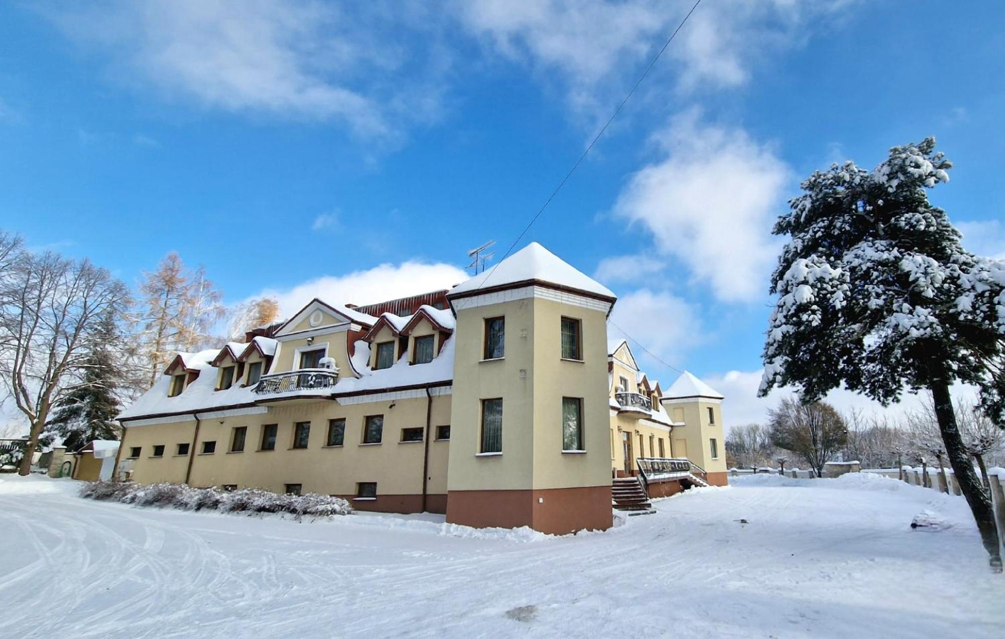 Hotel Palacowa Narol Exterior foto